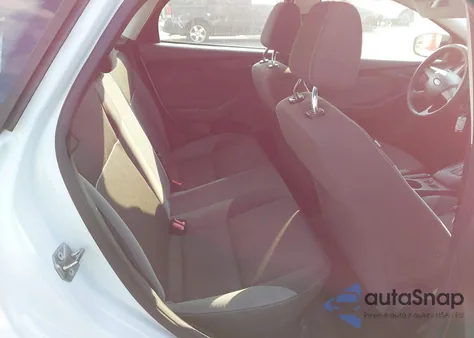 2013 Ford Focus S из США, поврежденный, VIN 1FADP3E21DL125091